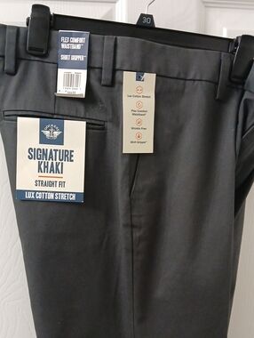 Dockers Signature Khaki Straight Fit in Charcoal Gray Size 34x30 New